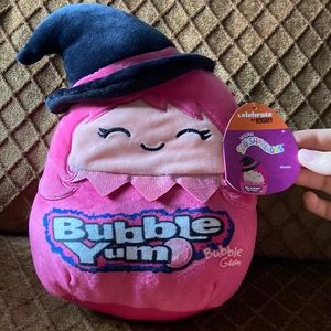 Wexla halloween squishmallow